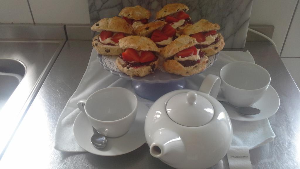 Leafy Lane Guesthouse Amlwch Eksteriør bilde